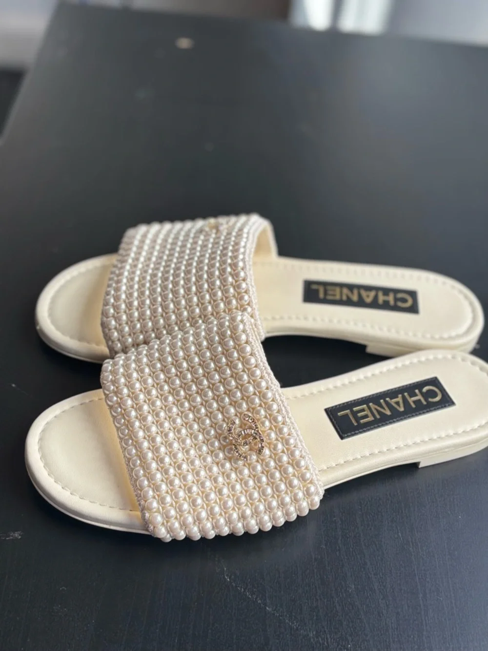 EUC Chanel 2025 CC Logo Interlocking Pearl Slides Size 37.5